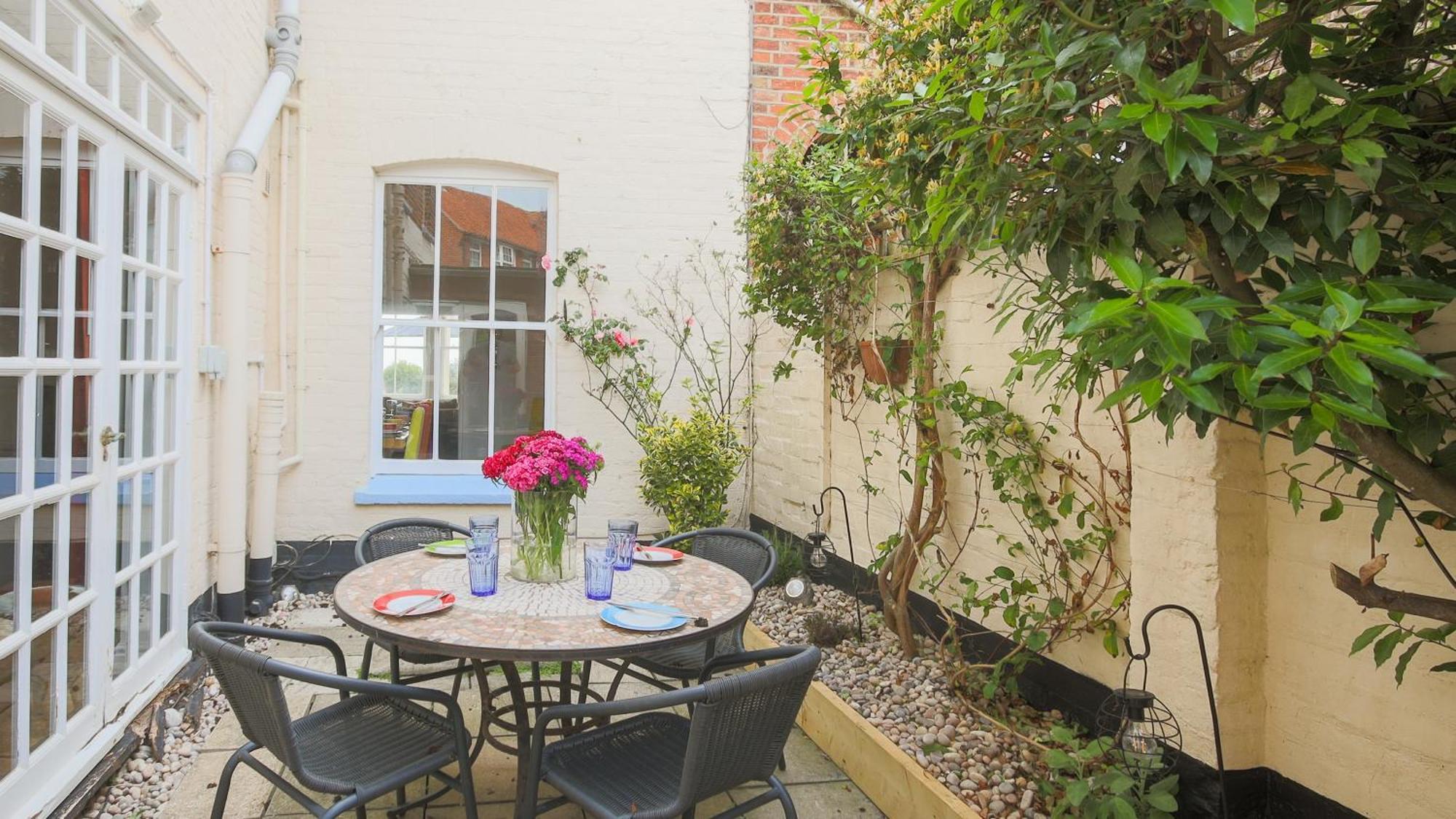 Northcliffe, Southwold Seafront Sleeps 14 Vila Exterior foto
